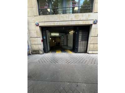 Vente Parking - Autres à Paris 10e
