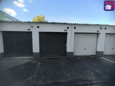 GARAGE DE 13 M² Situé au sein d'une résidence sécu