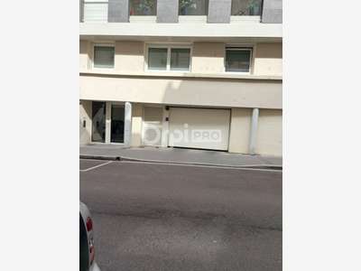 Emplacement de parking à vendre à Reims
