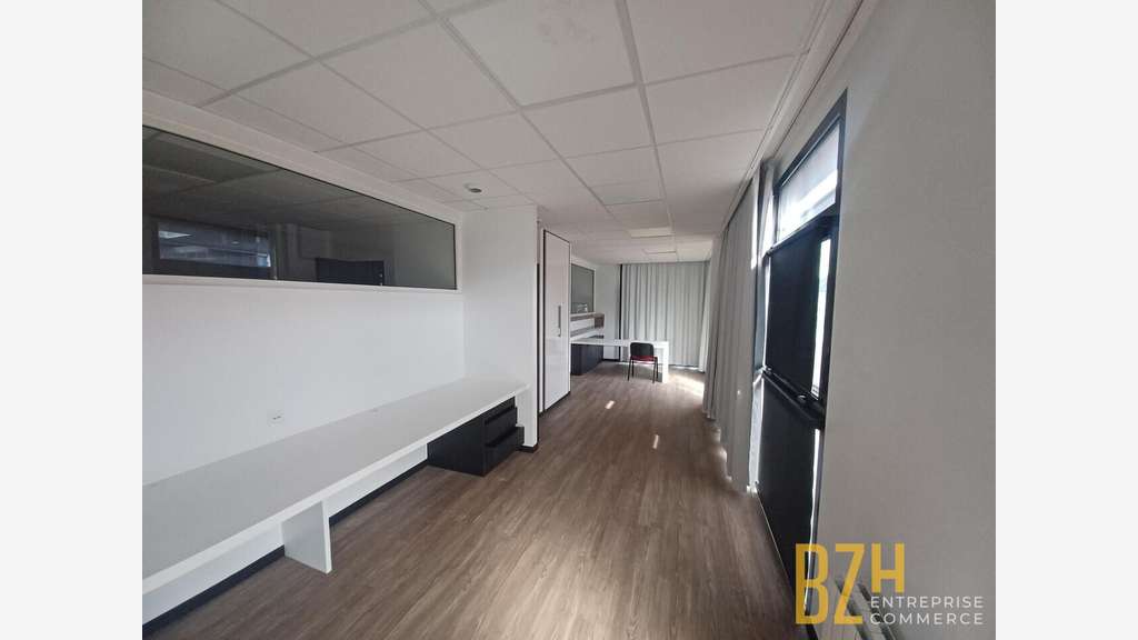 A vendre bureaux lumineux et moderne 113m² Lorient