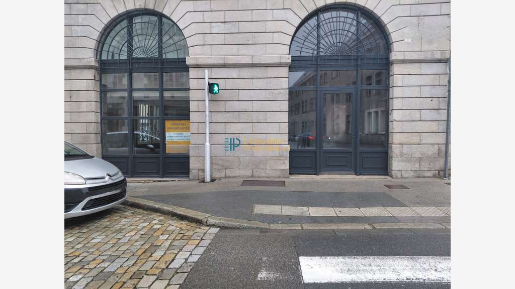 Vente plateau de bureaux 114m² à Quimper centre