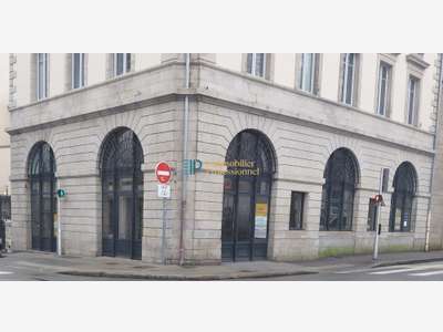 Vente plateau de bureaux 114m² à Quimper centre