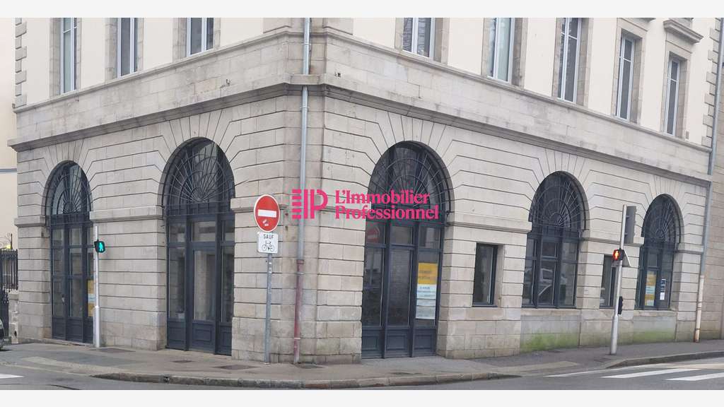 Vente plateau de bureaux 114m² à Quimper centre