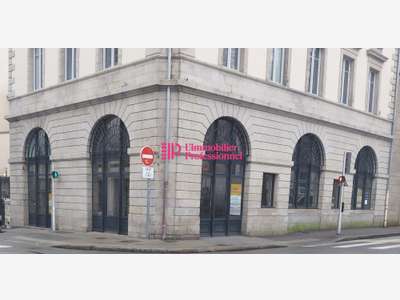 Vente plateau de bureaux 114m² à Quimper centre