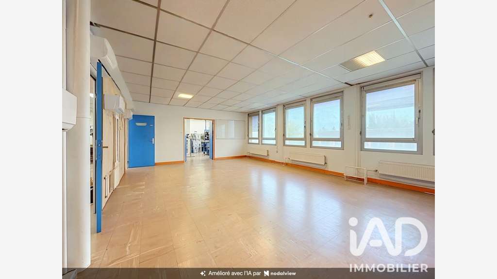 Vente plateau de bureaux 178m² à Ris-Orangis