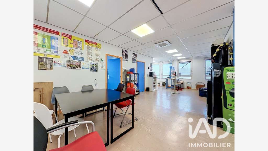 Vente plateau de bureaux 178m² à Ris-Orangis