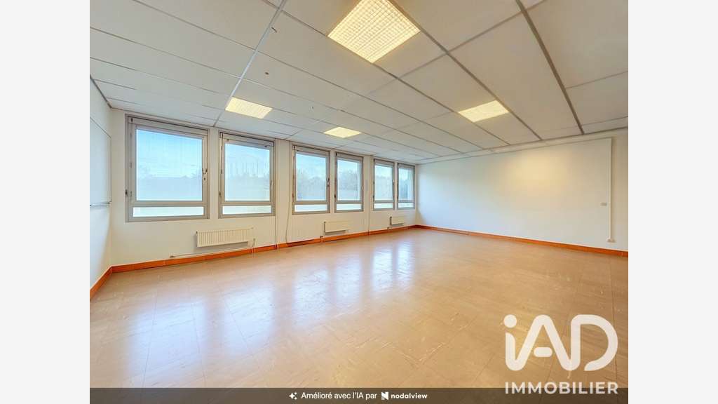 Vente plateau de bureaux 178m² à Ris-Orangis