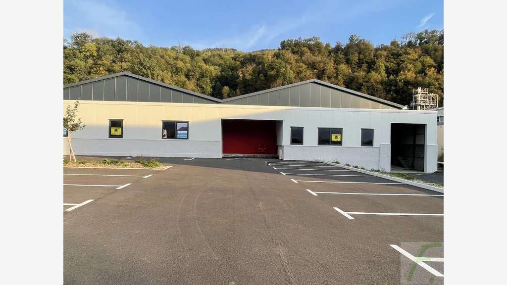 Vente local d'activité 301m² proche Crolles Froges
