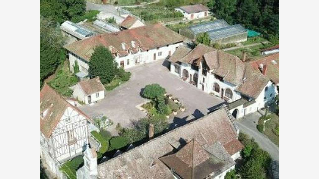 A vendre ensemble touristique à Bourg en Bresse