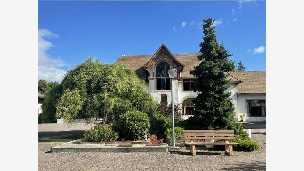 A vendre ensemble touristique à Bourg en Bresse