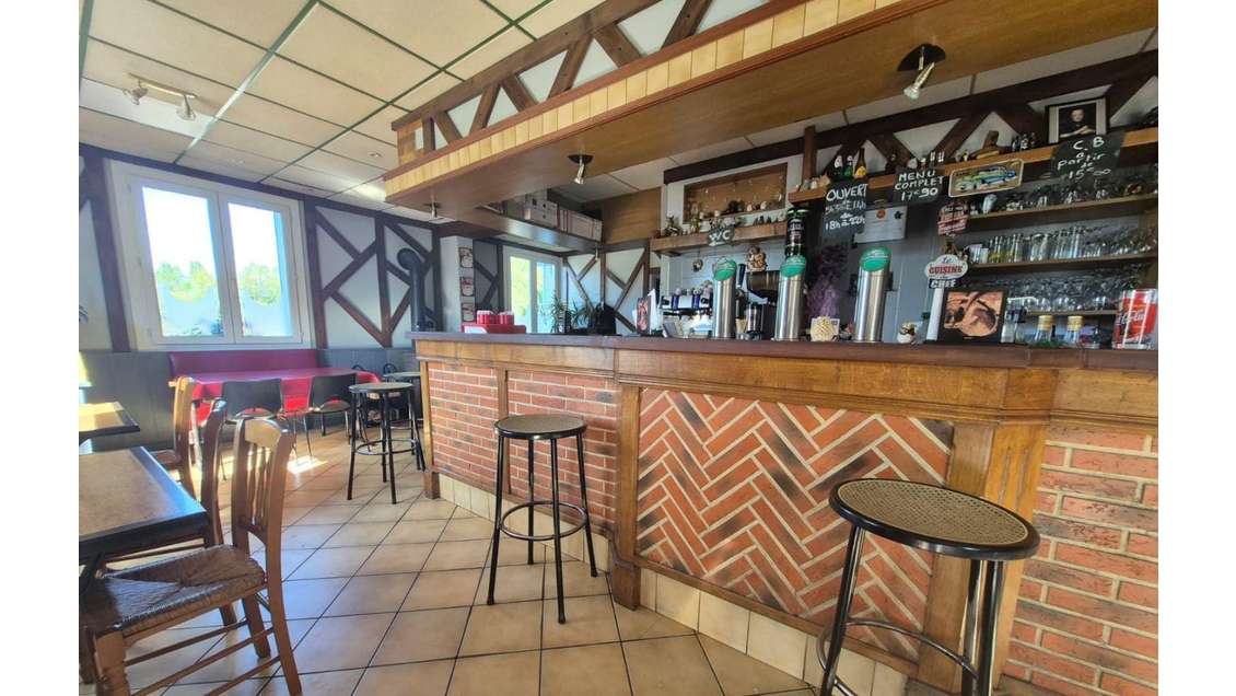 Vente murs restaurant 150m² à proximité de Chauny
