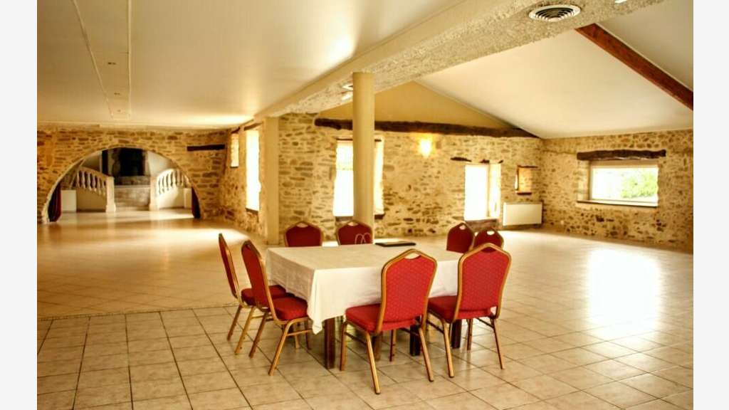 Vente espace évènementiel de 750m² à Vannes