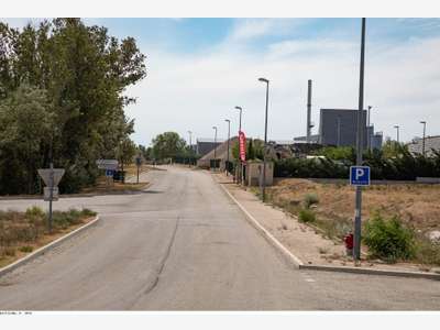 AV terrain de 1 ha à Bollène Village du Millénaire