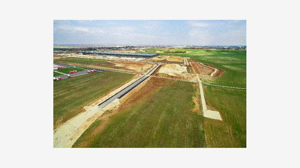 AV terrain industriel  5 ha divisibles à Bourges