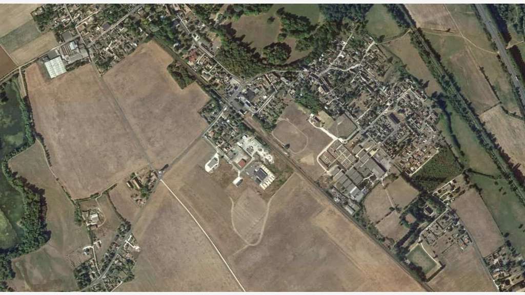A vendre terrain industriel 4ha à Vierzon-Sologne