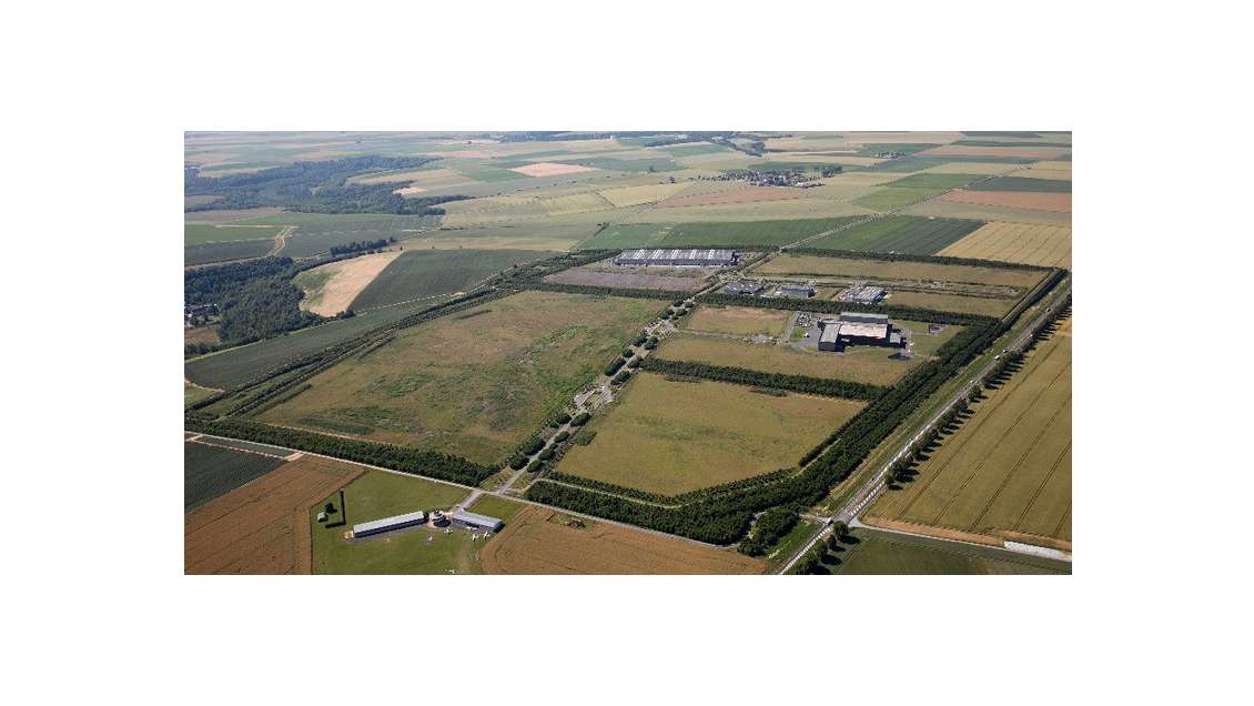 AV terrain industriel/logistique à Courmelles