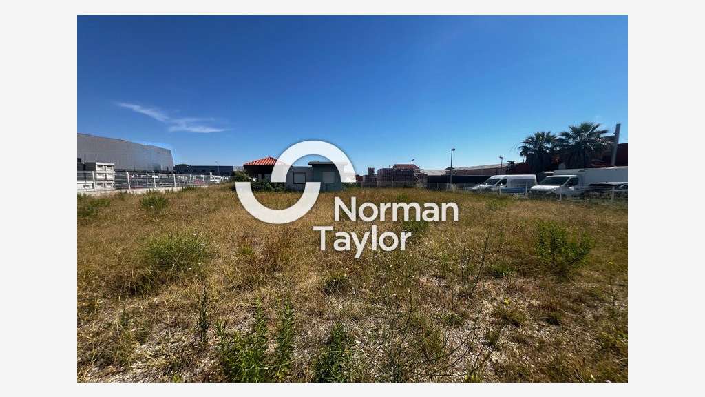 AV terrain constructible 1084m² à Argelès-sur-Mer