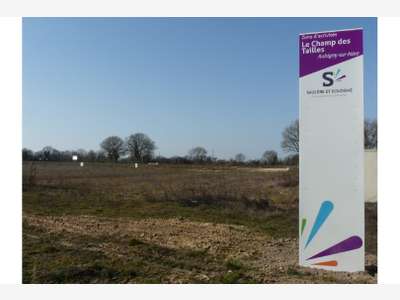 À vendre – 1,6 hectares de Terrains Industriels Si
