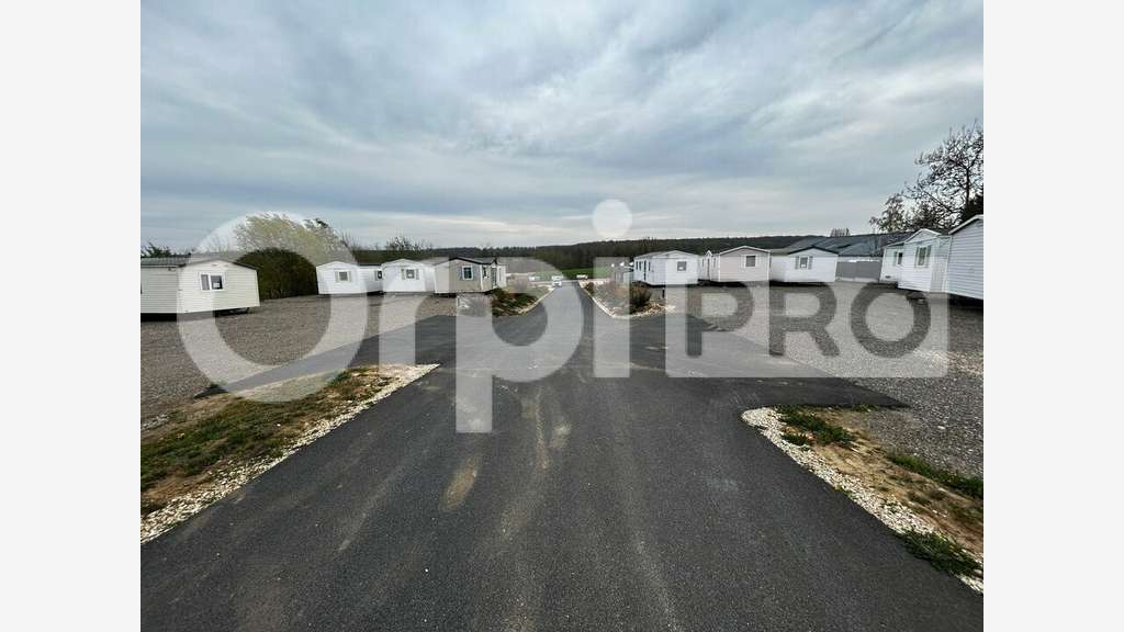 A vendre terrain 8400m² viabilisé à Beauvais Sud