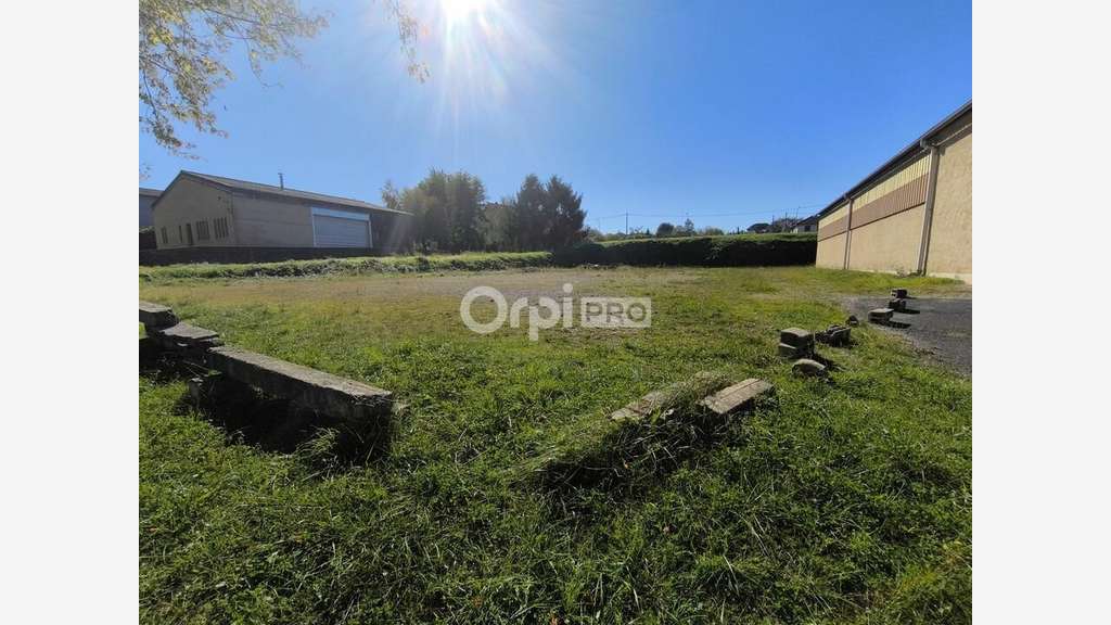 Vente terrain de 1454m² en zone artisanale à Brive