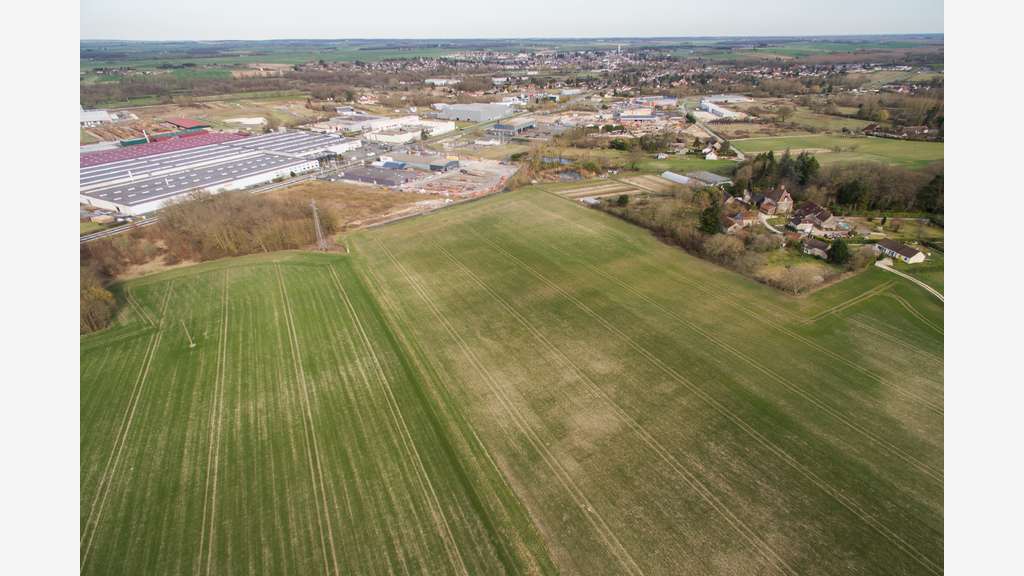 À vendre – 5,6 hectares de terrains Industriels à 