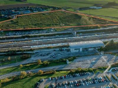 AV terrains viabilisés 1600 à 3800m² Calais gare