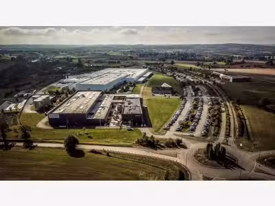 AV  Terrains industriels de 22225 à 26888m²  Flers
