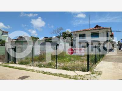 Terrain de 159m² à vendre en angle de rue Cayenne