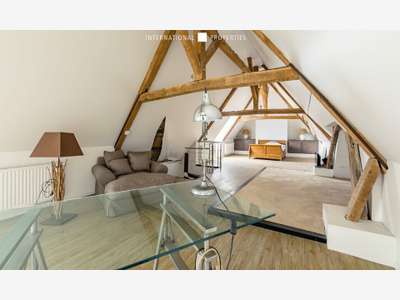 A vendre corps de ferme 450m² à Château-Thierry