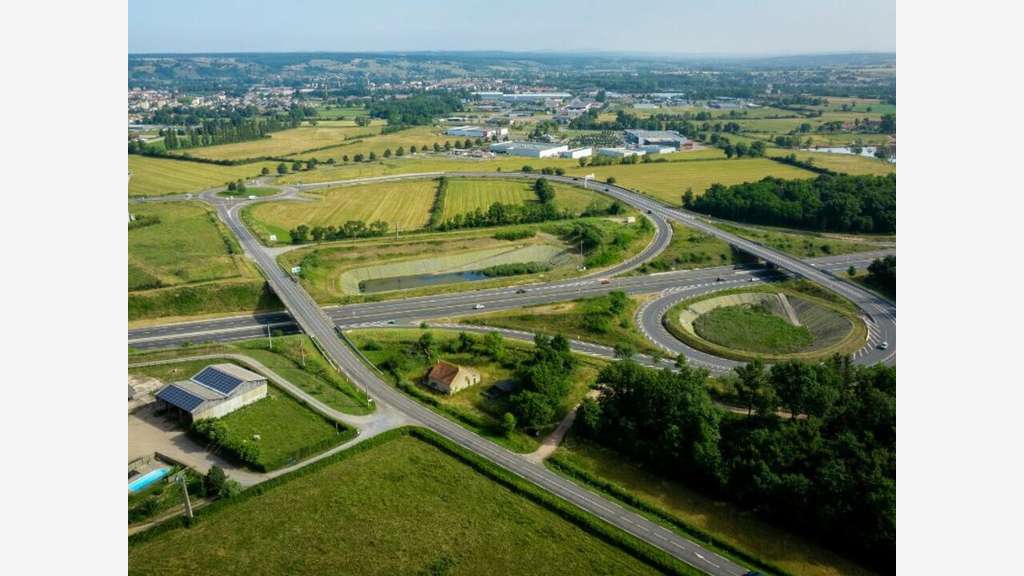 Terrain artisanal 35 000m² à vendre à Digoin (71)