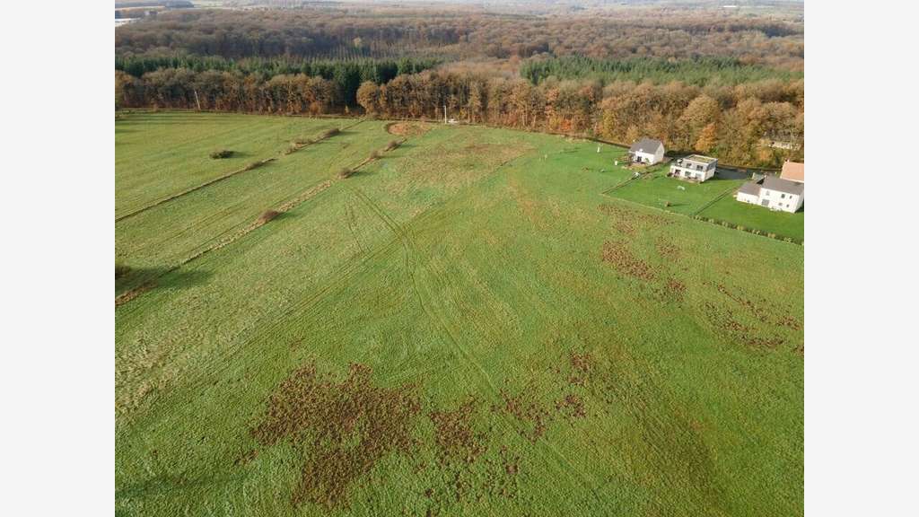 Terrain pour projet touristique en Normandie (27)