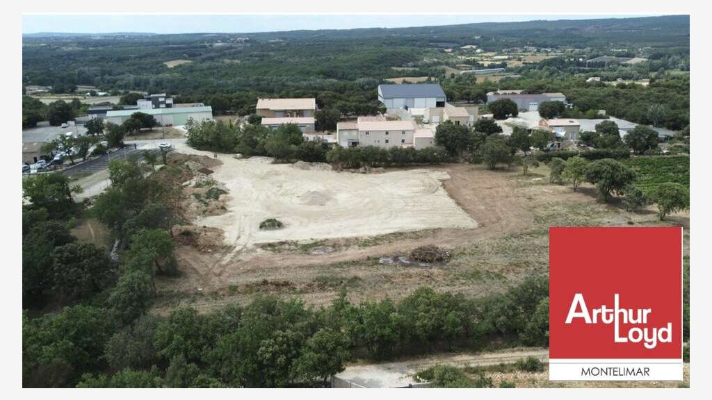 AV terrain d'activités 12000m² Grignan ZA Dagasse