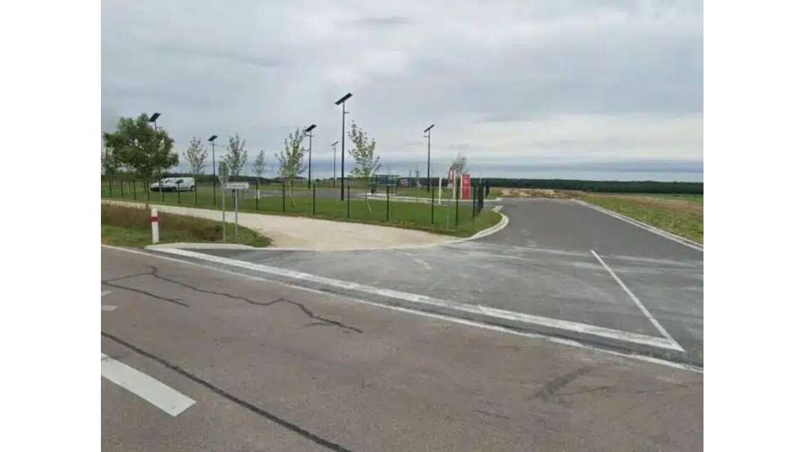 Terrain industriel à vendre proche Troyes (10)