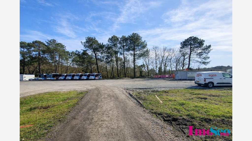 Vente terrain 7805m² en zone UI à Marcheprime