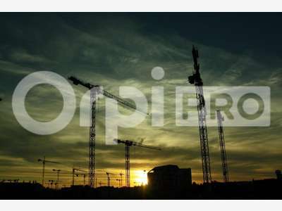 AV terrain constructible 1640m² Montanay proche A6
