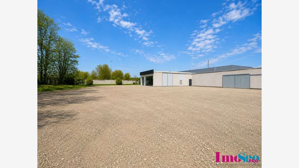 Terrain 1428m² à vendre à Sainte-Eulalie ZAC