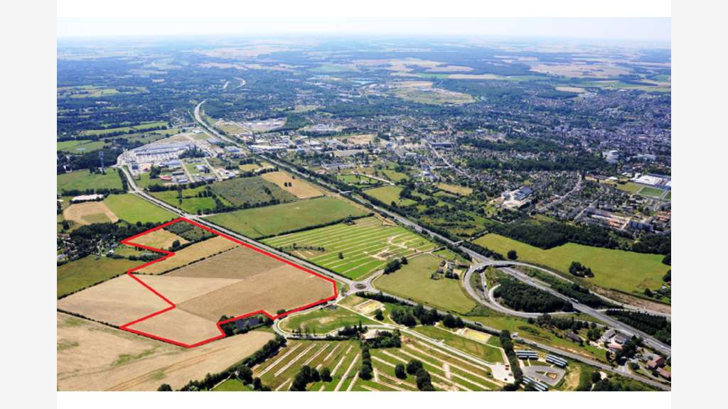 À vendre – terrain non divisible de 20 ha à Vierz