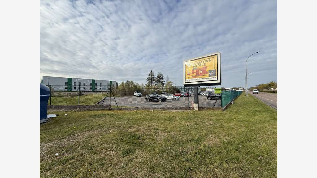 AV terrains sur axe passager agglo Troyes