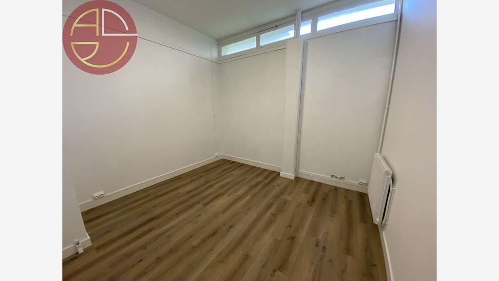 Vend local / bureaux 55m² à Toulouse Cartoucherie