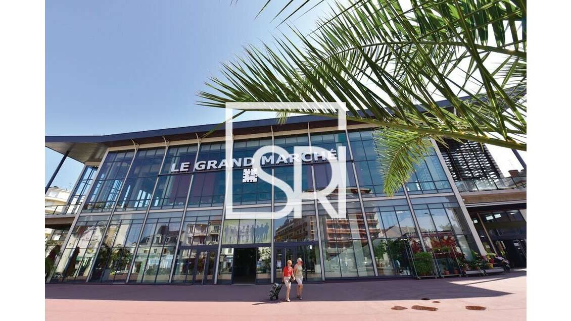 Fonds de commerce 94m² à vendre à Vichy axe majeur