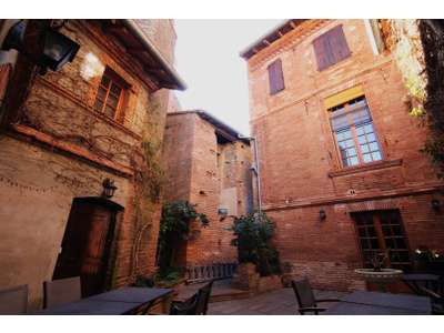 Vente Immeubles commerciaux / Mixtes à Lisle-sur-Tarn