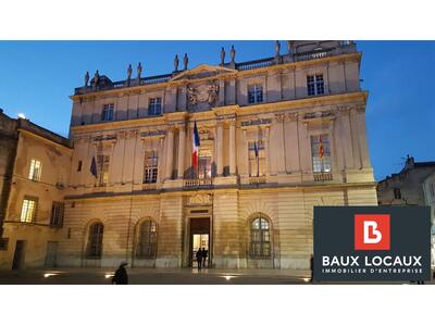 Cession droit au bail Locaux commerciaux - Boutiques à Arles