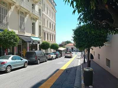 DAB local commercial 60m² à Beaulieu-sur-Mer