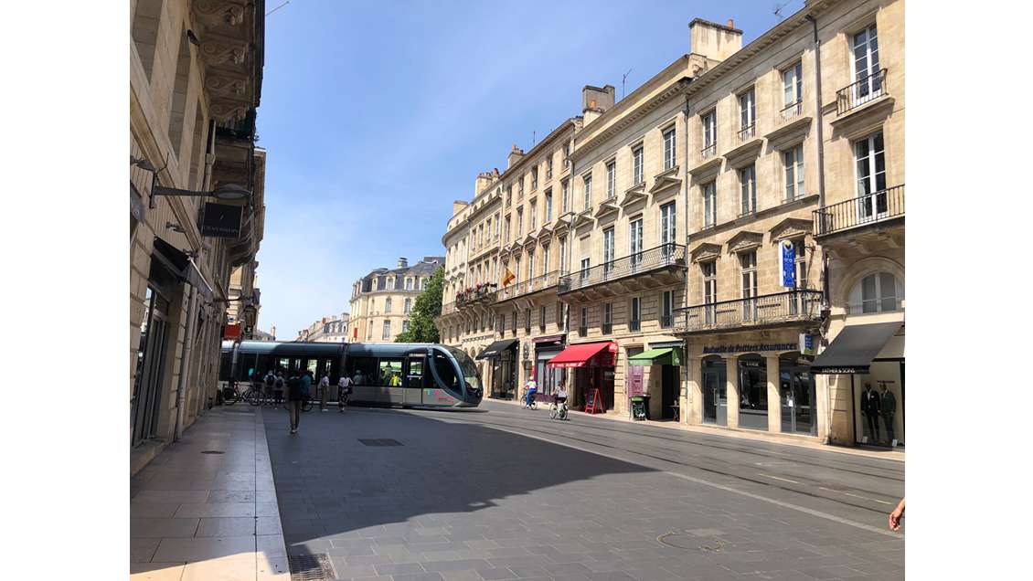 DAB local commercial 50m² à Bordeaux Triangle d'Or