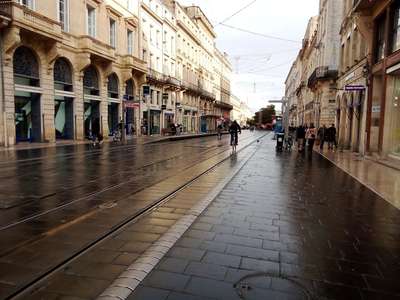 Cession droit au bail Locaux commerciaux - Boutiques à Bordeaux
