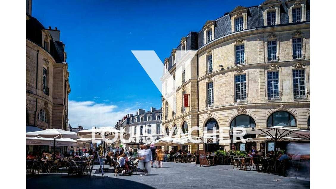 Cède DAB local commercial de 107m² à Bordeaux
