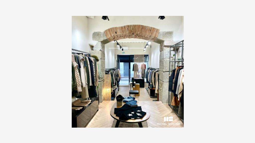 Cède bail boutique de 70m² à Carcassonne centre