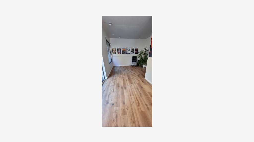 DAB boutique 35m² empl N°1 belle visibilité Annecy