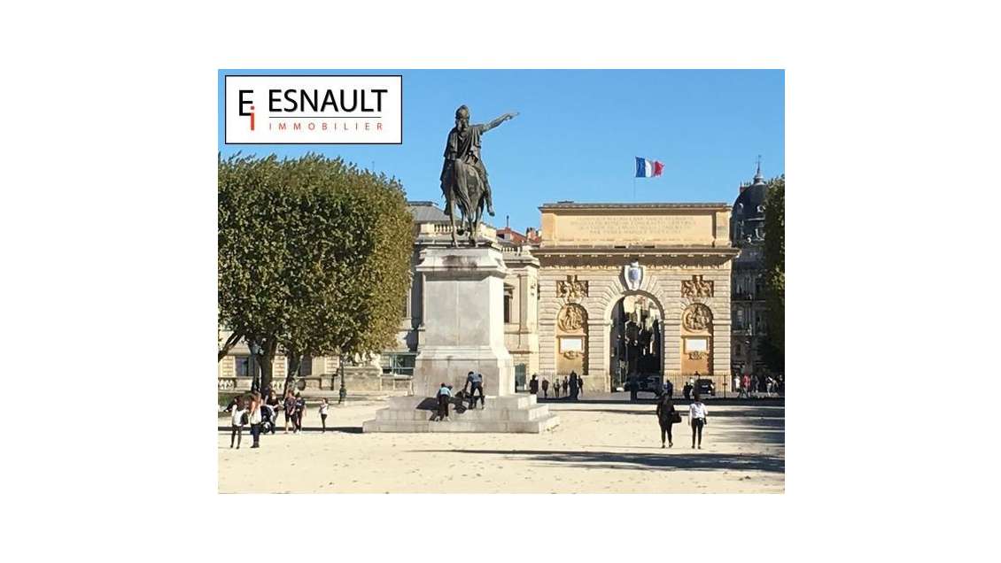 DAB superbe boutique 80m² à Montpellier centre