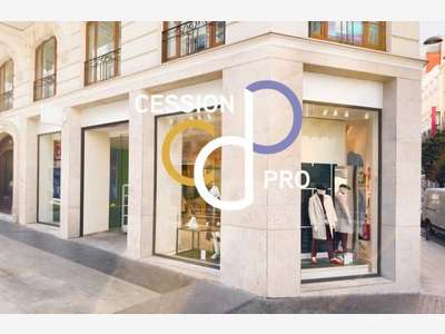 DAB boutique 297m² exceptionnelle sur avenue Nîmes
